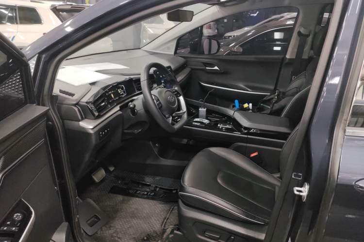 Used Hyundai Custo 2022 270TGDi Smart Luxury Flagship Edition TOP Interior 3