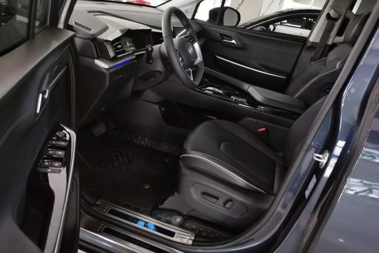 Used Hyundai Custo 2022 270TGDi Smart Luxury Flagship Edition TOP Left Front Seat