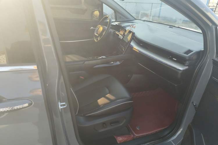 Used Hyundai Custo 2022 270TGDi Smart Luxury Flagship Edition TOP Right Front Seat