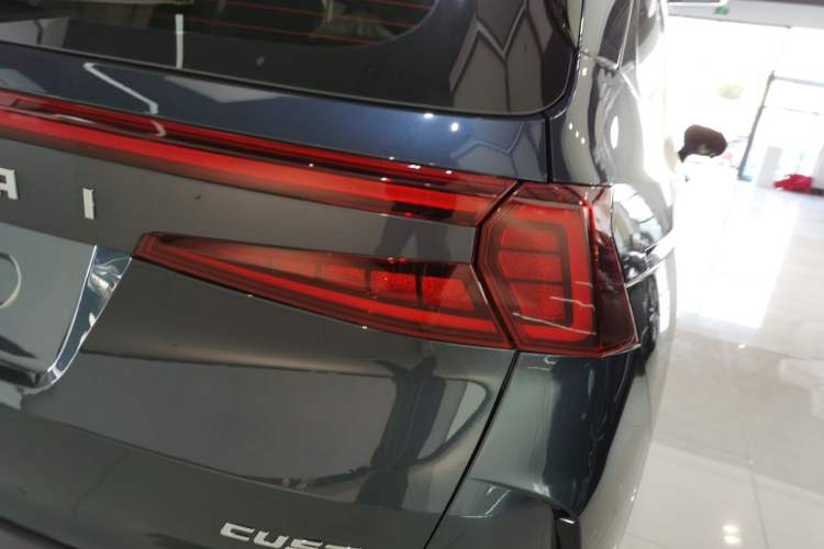 Used Hyundai Custo 2022 270TGDi Smart Luxury Flagship Edition TOP Right Rear Taillight