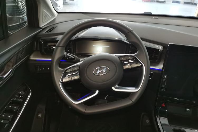Used Hyundai Custo 2022 270TGDi Smart Luxury Flagship Edition TOP Steering Wheel