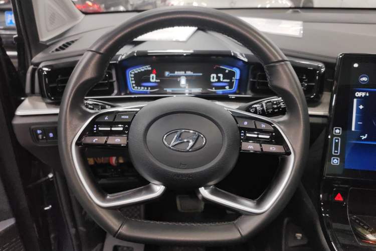 Used Hyundai Custo 2022 270TGDi Smart Luxury Flagship Edition TOP Steering Wheel