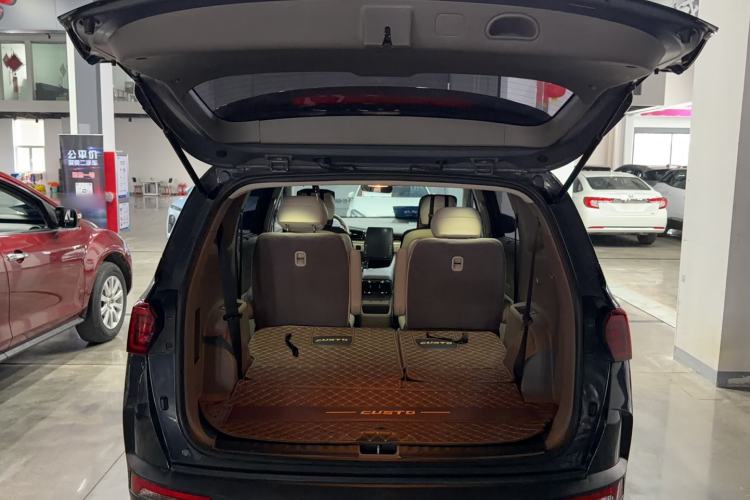 Used Hyundai Custo 2022 270TGDi Smart Luxury Flagship Edition TOP Trunk
