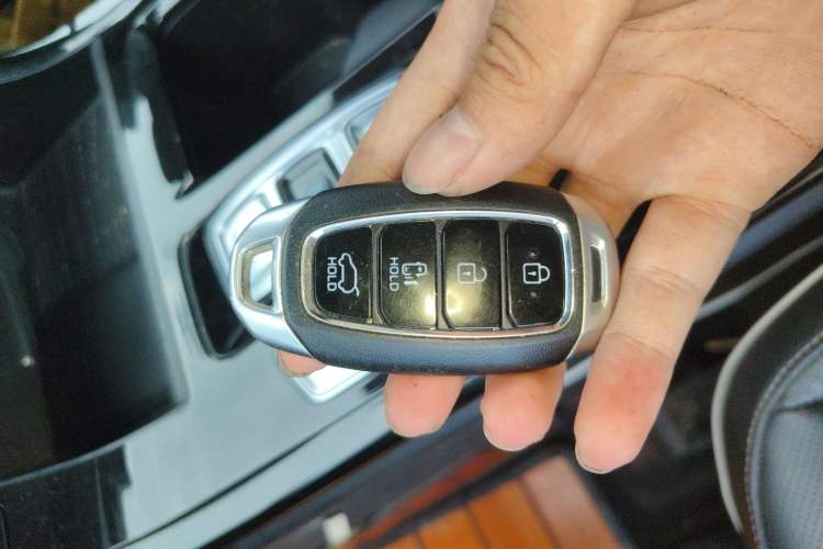 Used Hyundai Custo 2022 270TGDi Smart Luxury Flagship Edition TOP Vehicle Key