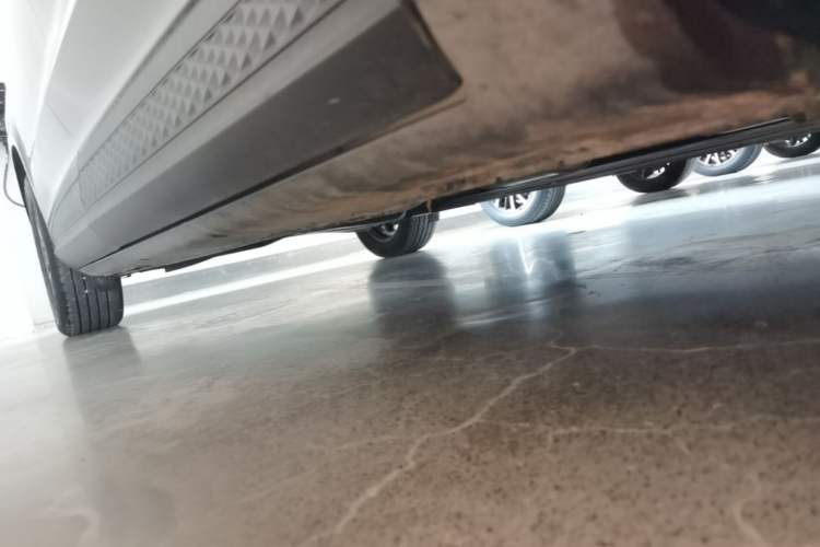 Used Hyundai Custo 2022 270TGDi Smart Luxury Flagship Edition TOP Right Side Sill