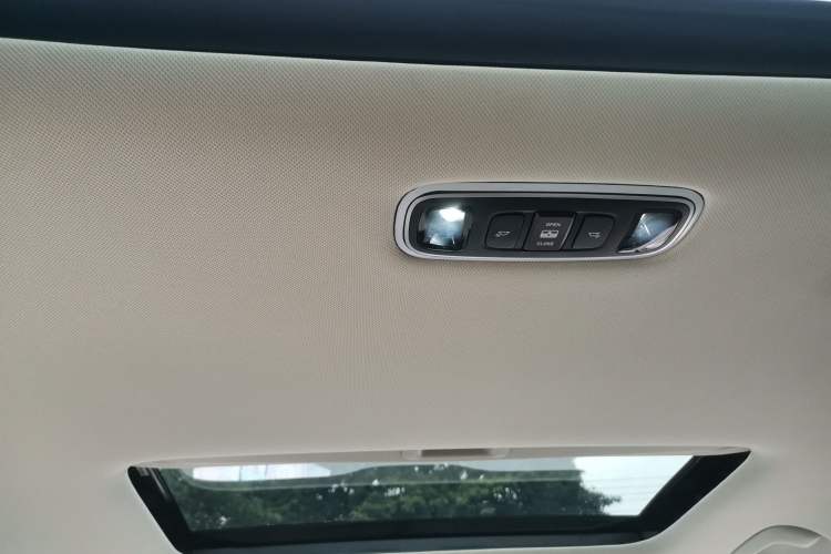 Used Hyundai Custo 2022 270TGDi Smart Luxury Flagship Edition TOP Headliner