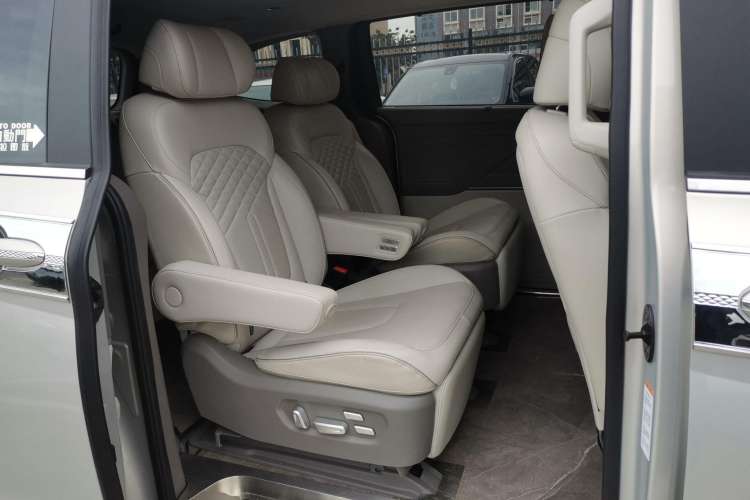 Used Hyundai Custo 2022 270TGDi Smart Luxury Flagship Edition TOP Right Rear Seat