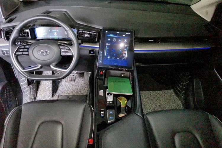 Used Hyundai Custo 2022 270TGDi Smart Luxury Flagship Edition TOP Center Console