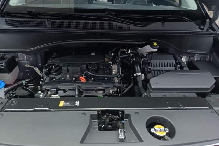 Used Hyundai Custo 2022 270TGDi Smart Luxury Flagship Edition TOP Engine Bay