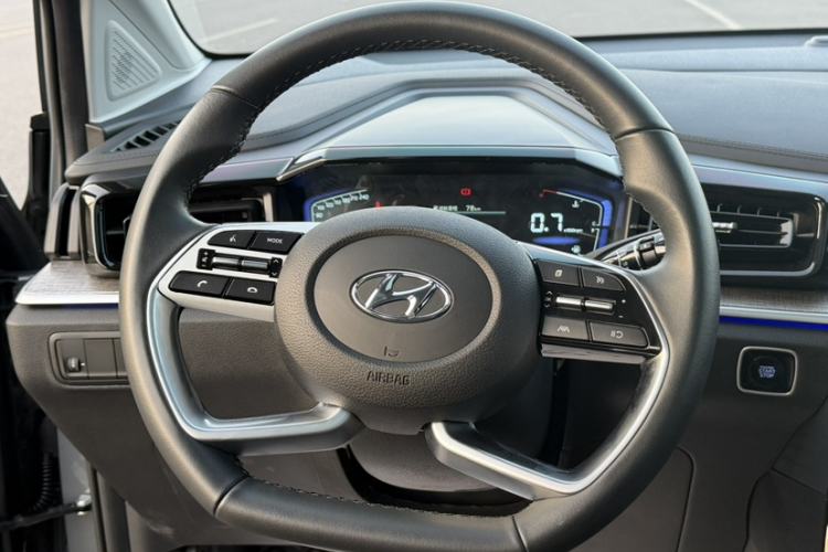 Used Hyundai Custo 2022 270TGDi Smart Luxury Flagship Edition TOP Interior 1