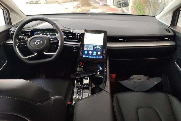 Used Hyundai Custo 2022 270TGDi Smart Luxury Flagship Edition TOP Interior 2