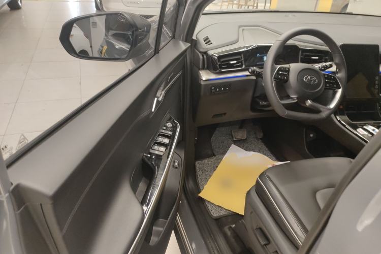 Used Hyundai Custo 2022 270TGDi Smart Luxury Flagship Edition TOP Interior 3