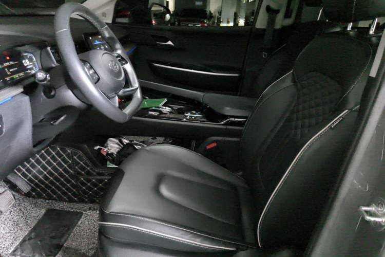 Used Hyundai Custo 2022 270TGDi Smart Luxury Flagship Edition TOP Left Front Seat