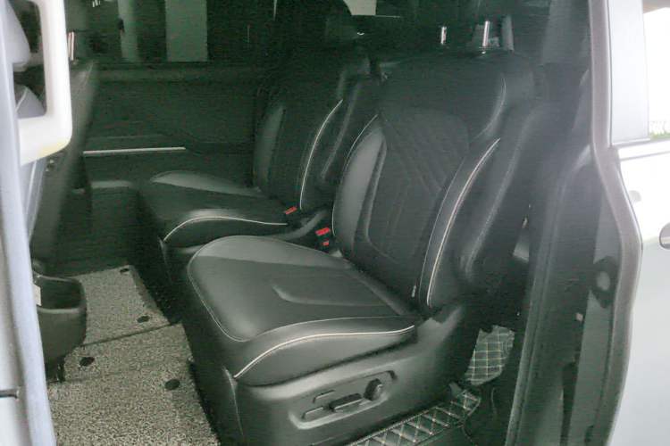 Used Hyundai Custo 2022 270TGDi Smart Luxury Flagship Edition TOP Left Rear Seat