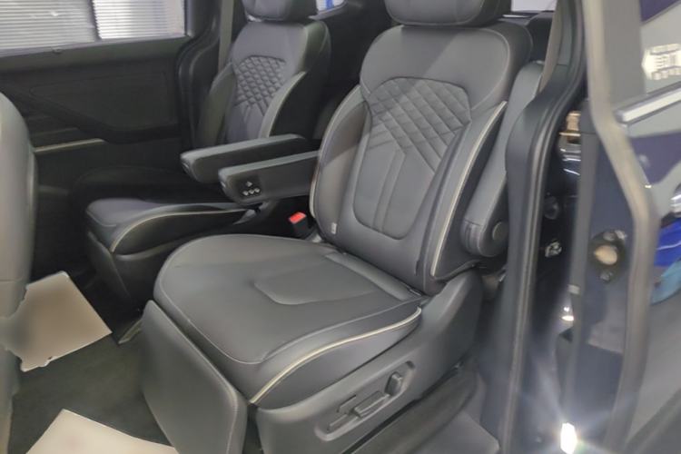 Used Hyundai Custo 2022 270TGDi Smart Luxury Flagship Edition TOP Left Rear Seat