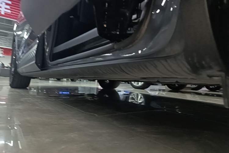 Used Hyundai Custo 2022 270TGDi Smart Luxury Flagship Edition TOP Left Side Sill