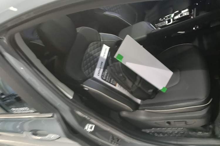 Used Hyundai Custo 2022 270TGDi Smart Luxury Flagship Edition TOP Right Front Seat