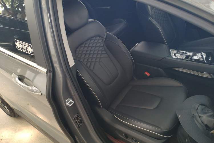 Used Hyundai Custo 2022 270TGDi Smart Luxury Flagship Edition TOP Right Front Seat