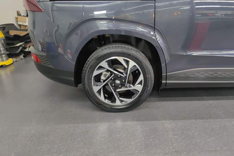 Used Hyundai Custo 2022 270TGDi Smart Luxury Flagship Edition TOP Right Rear Wheel Hub