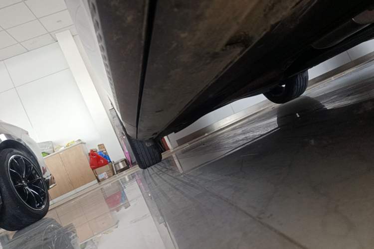 Used Hyundai Custo 2022 270TGDi Smart Luxury Flagship Edition TOP Right Side Sill