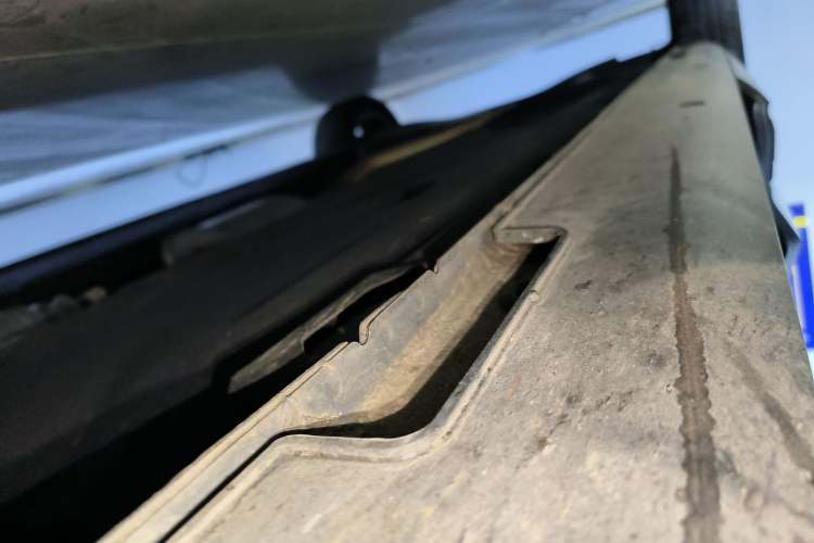 Used Hyundai Custo 2022 270TGDi Smart Luxury Flagship Edition TOP Right Side Sill