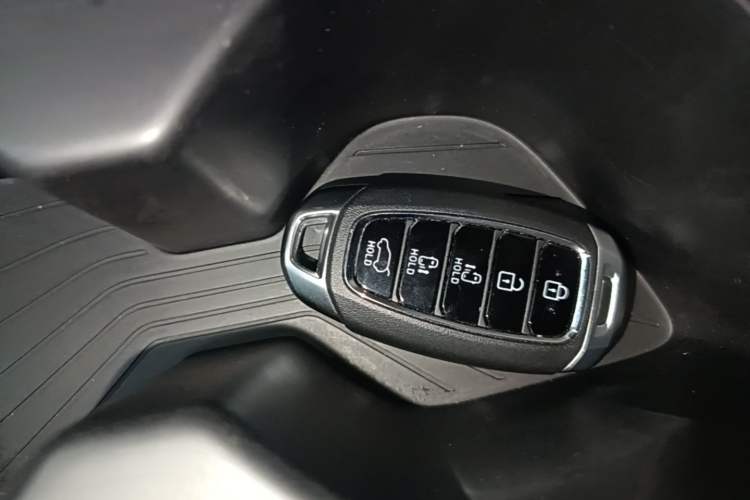 Used Hyundai Custo 2022 270TGDi Smart Luxury Flagship Edition TOP Vehicle Key