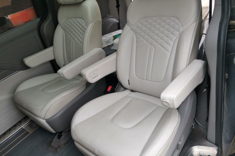 Used Hyundai Custo 2022 270TGDi Smart Luxury Flagship Edition TOP Left Rear Seat