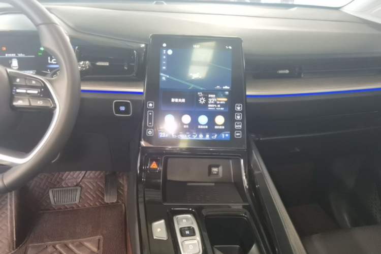 Used Hyundai Custo 2022 270TGDi Smart Luxury Flagship Edition TOP Audio And AC Panel