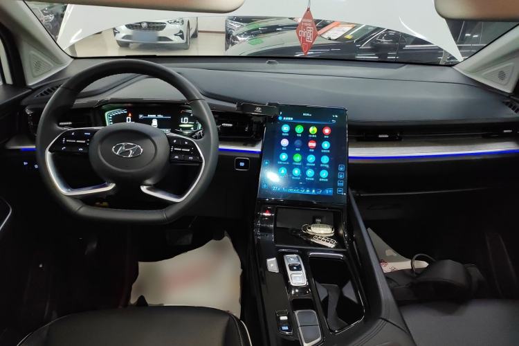 Used Hyundai Custo 2022 270TGDi Smart Luxury Flagship Edition TOP Center Console