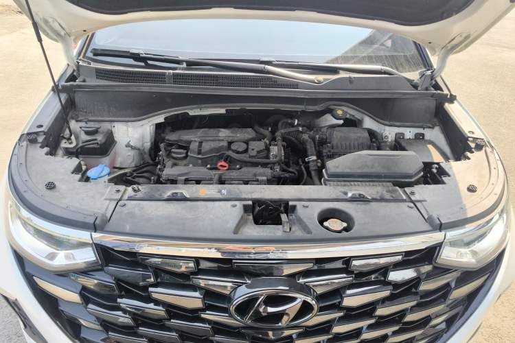 Used Hyundai Custo 2022 270TGDi Smart Luxury Flagship Edition TOP Engine Bay