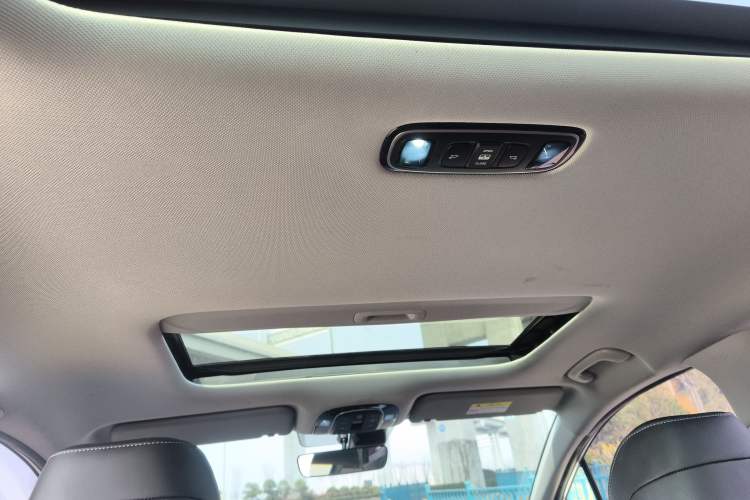 Used Hyundai Custo 2022 270TGDi Smart Luxury Flagship Edition TOP Headliner