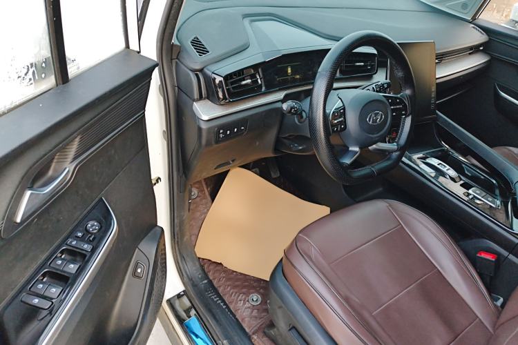 Used Hyundai Custo 2022 270TGDi Smart Luxury Flagship Edition TOP Interior 3