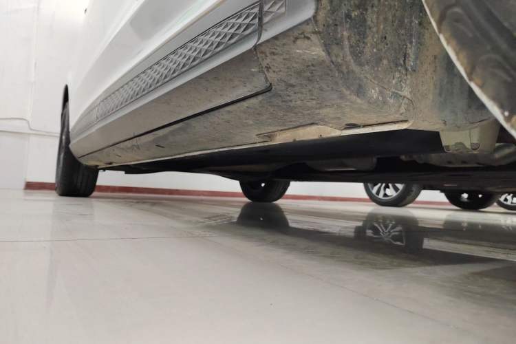 Used Hyundai Custo 2022 270TGDi Smart Luxury Flagship Edition TOP Right Side Sill