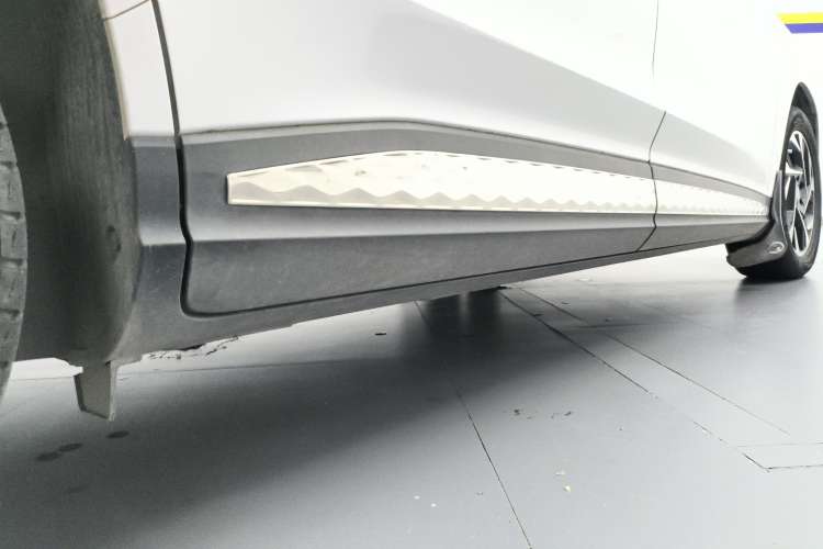 Used Hyundai Custo 2022 270TGDi Smart Luxury Flagship Edition TOP Right Side Sill
