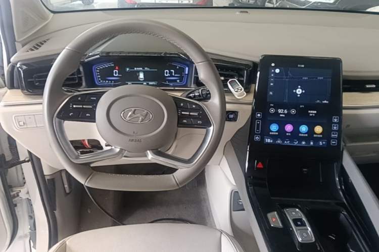 Used Hyundai Custo 2022 270TGDi Smart Luxury Flagship Edition TOP Steering Wheel