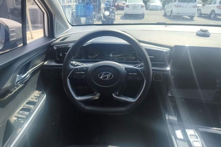 Used Hyundai Custo 2022 270TGDi Smart Luxury Flagship Edition TOP Steering Wheel