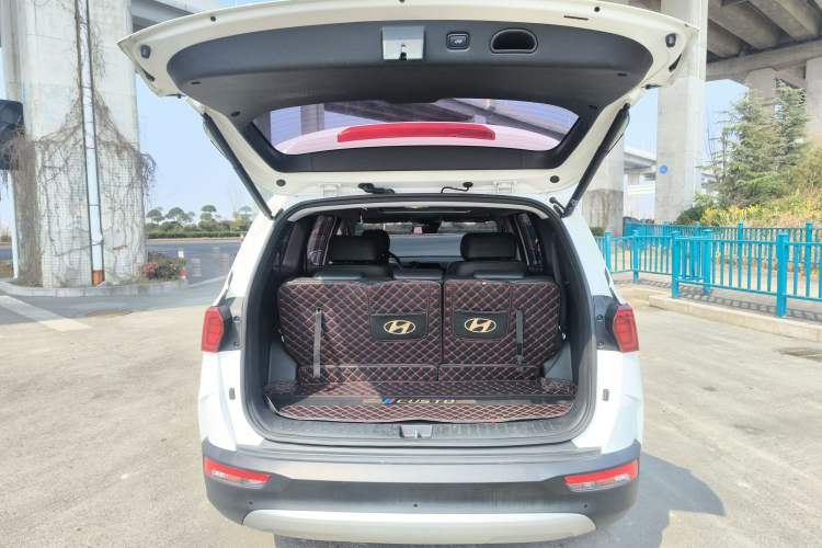 Used Hyundai Custo 2022 270TGDi Smart Luxury Flagship Edition TOP Trunk
