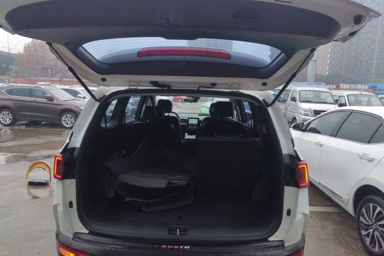 Used Hyundai Custo 2022 270TGDi Smart Luxury Flagship Edition TOP Trunk