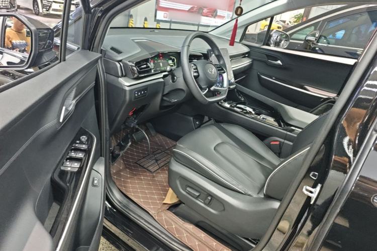 Used Hyundai Custo 2024 270TGDi LUX Prestige Edition Driver Seat