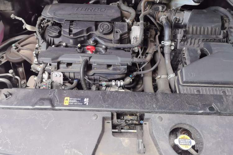 Used Hyundai Custo 2024 270TGDi LUX Prestige Edition Engine Bay