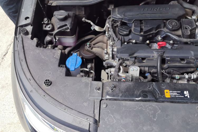 Used Hyundai Custo 2024 270TGDi LUX Prestige Edition Engine Bay Right