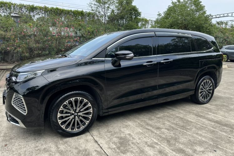 Used Hyundai Custo 2024 270TGDi LUX Prestige Edition Exterior 11