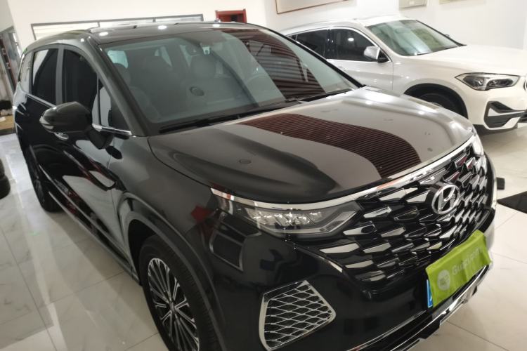 Used Hyundai Custo 2024 270TGDi LUX Prestige Edition Exterior 2