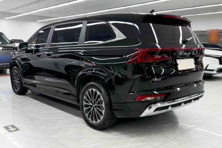 Used Hyundai Custo 2024 270TGDi LUX Prestige Edition Exterior 3