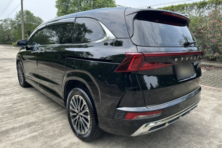 Used Hyundai Custo 2024 270TGDi LUX Prestige Edition Exterior 6