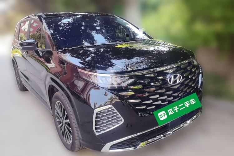 Used Hyundai Custo 2024 270TGDi LUX Prestige Edition Front Right 45 Deg