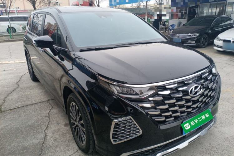 Used Hyundai Custo 2024 270TGDi LUX Prestige Edition Front Right 45 Deg