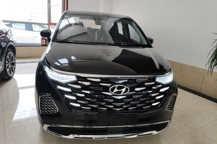 Used Hyundai Custo 2024 270TGDi LUX Prestige Edition Front