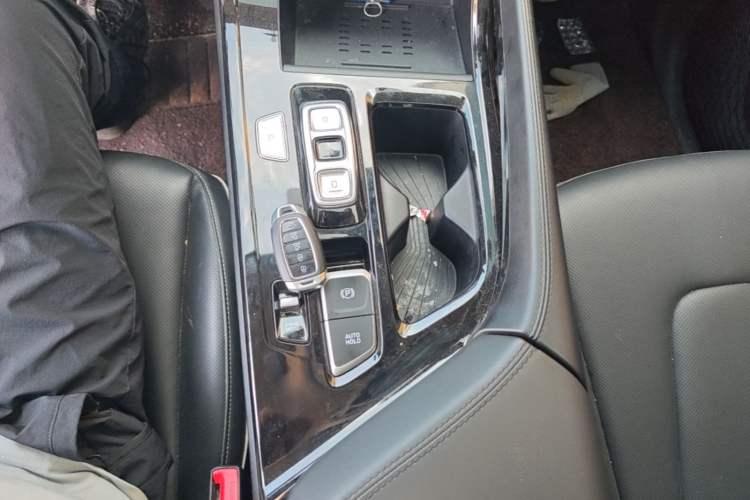 Used Hyundai Custo 2024 270TGDi TOP Smart Luxury Flagship Edition Gear Lever