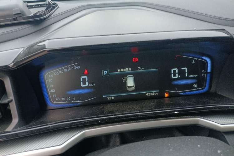 Used Hyundai Custo 2024 270TGDi LUX Prestige Edition Instrument Cluster